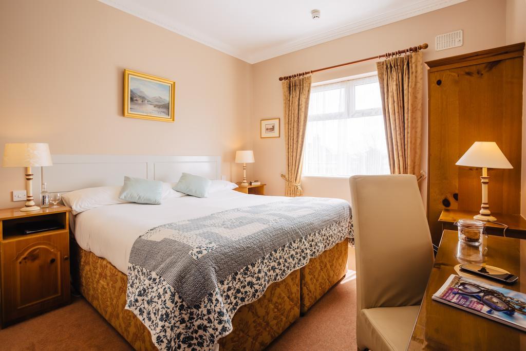 Gleeson'S Restaurant & Rooms Roscommon Eksteriør billede