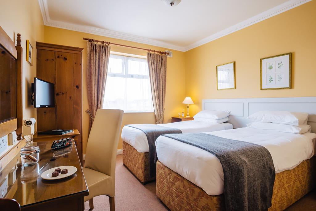 Gleeson'S Restaurant & Rooms Roscommon Eksteriør billede