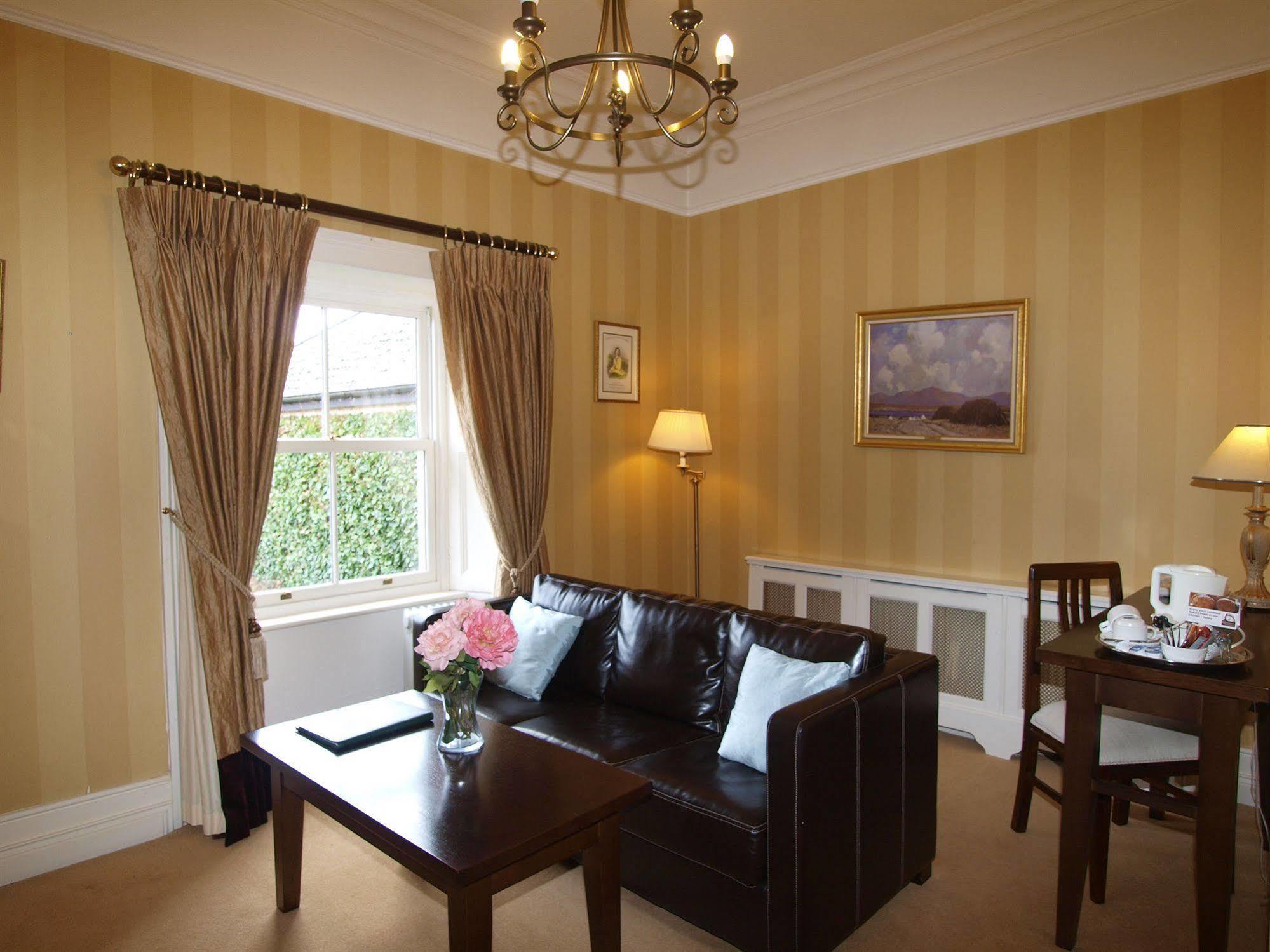 Gleeson'S Restaurant & Rooms Roscommon Eksteriør billede